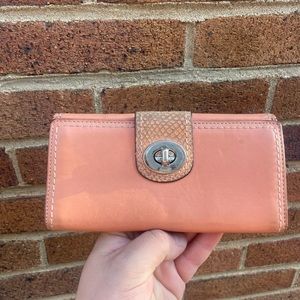 Vintage Coach Wallet Clutch Turn Lock